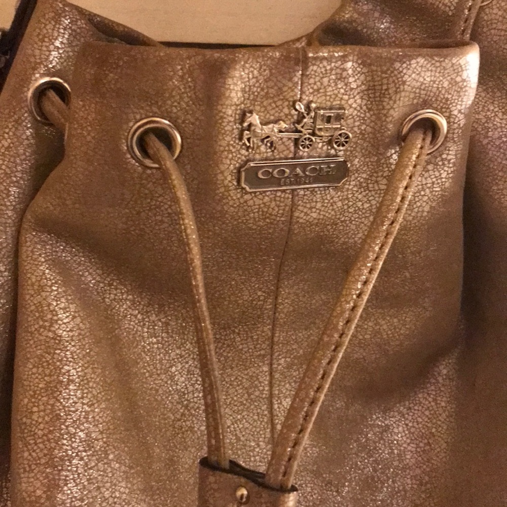 Coach super cute purse! Hobo style!